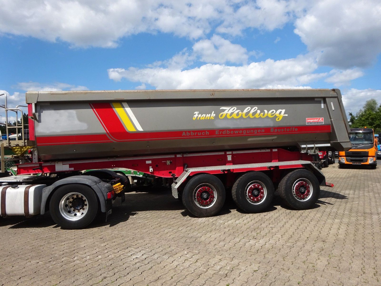 Tipper semi-trailer Langendorf Kippauflieger mit 3 Achsen Stahl: picture 8