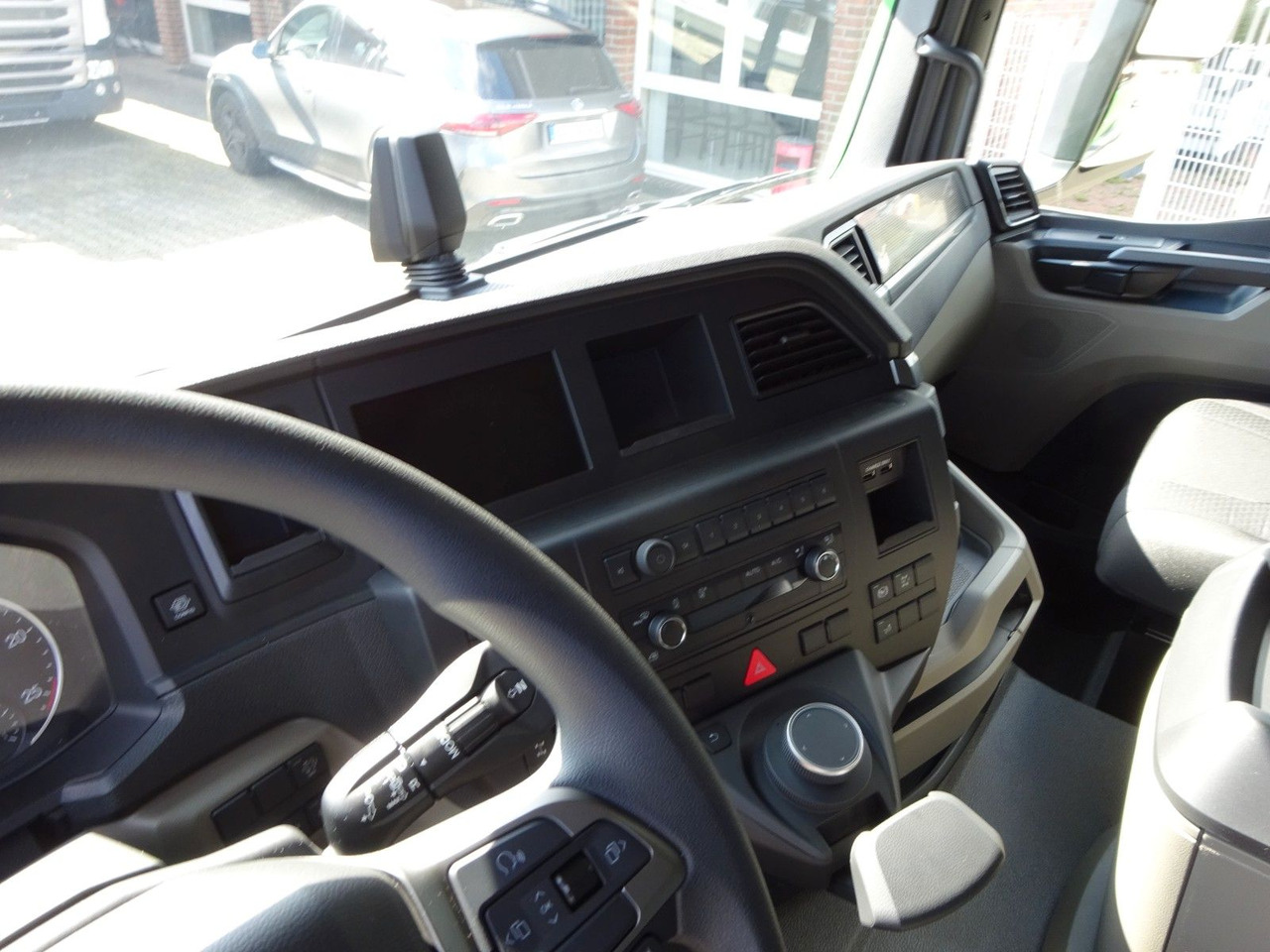 New Hook lift truck MAN 26.520 TGS HYVA Abroller 6x2 NEU !!! MAN 26.520 TGS HYVA Abroller 6x2 NEU !!!: picture 14 New Hook lift truck MAN 26.520 TGS HYVA Abroller 6x2 NEU !!! MAN 26.520 TGS HYVA Abroller 6x2 NEU !!!: picture 14