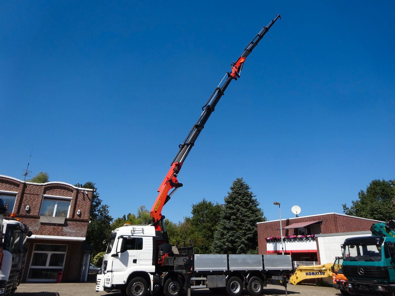 MAN 35.480 HYDRO TGS Pritsche + PK 65002 Kran 8x2-4 - Crane truck: picture 4 MAN 35.480 HYDRO TGS Pritsche + PK 65002 Kran 8x2-4 - Crane truck: picture 4
