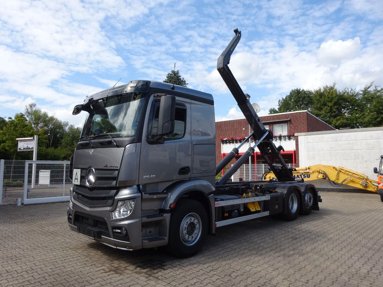 Mercedes-Benz 2545 Actros MEILLER Abroller +Lift-Lenkachse - Hook lift truck: picture 1 Mercedes-Benz 2545 Actros MEILLER Abroller +Lift-Lenkachse - Hook lift truck: picture 1