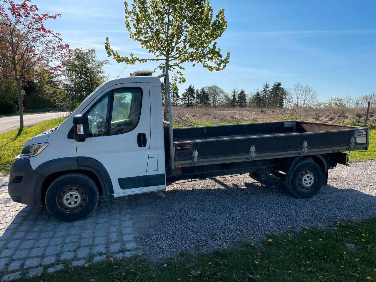 Fiat 2.3 MJT 150 Chassis Automatic * NUR 150000km - Open body delivery van: picture 2 Fiat 2.3 MJT 150 Chassis Automatic * NUR 150000km - Open body delivery van: picture 2