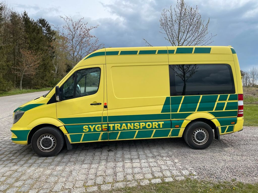 Mercedes-Benz Sprinter 316 CDI Ambulance Electric STRYKER Bed - Ambulance: picture 4 Mercedes-Benz Sprinter 316 CDI Ambulance Electric STRYKER Bed - Ambulance: picture 4