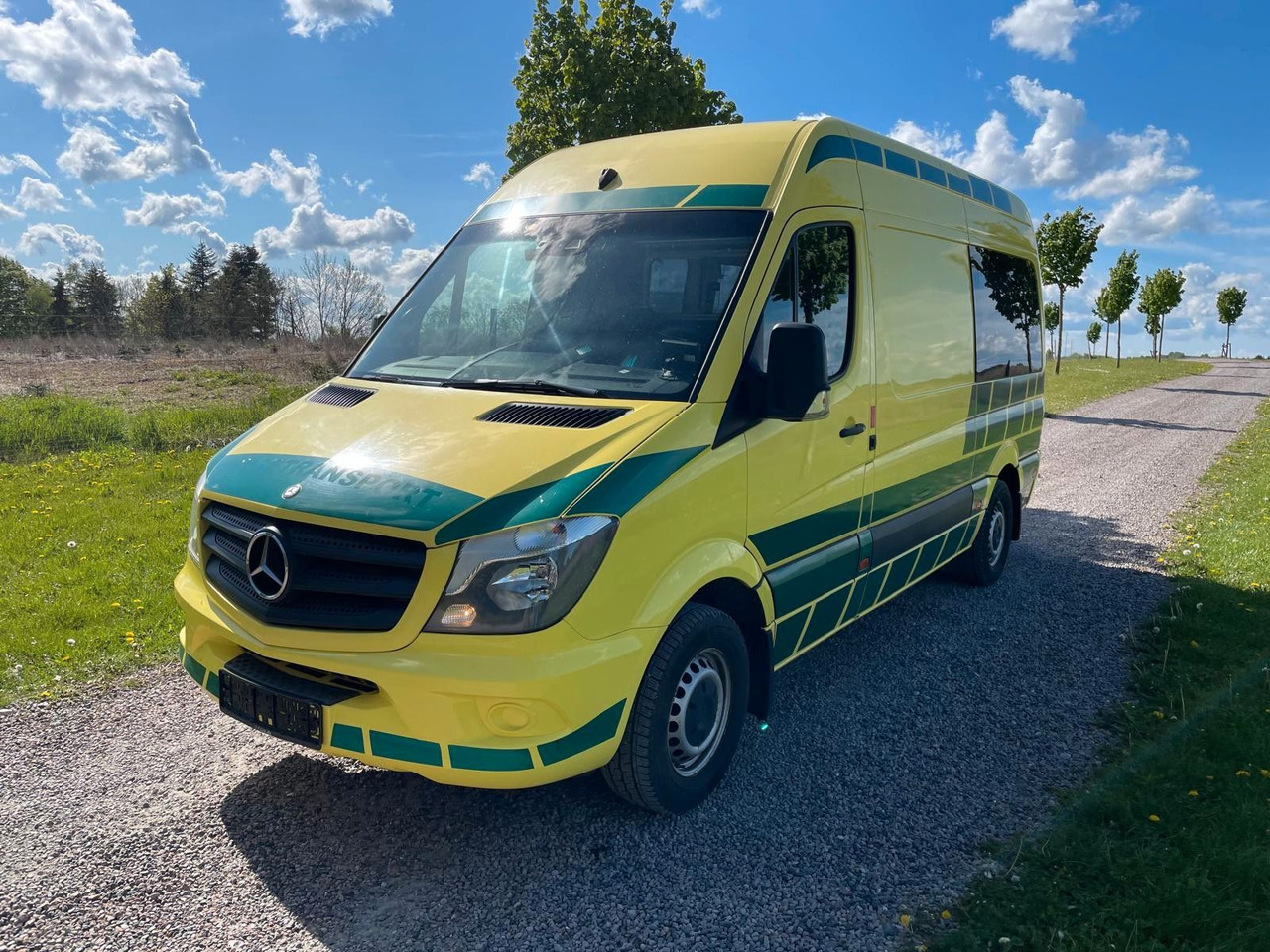 Mercedes-Benz Sprinter II Kasten 316 CDI Aut Ambulance* - Ambulance: picture 1 Mercedes-Benz Sprinter II Kasten 316 CDI Aut Ambulance* - Ambulance: picture 1