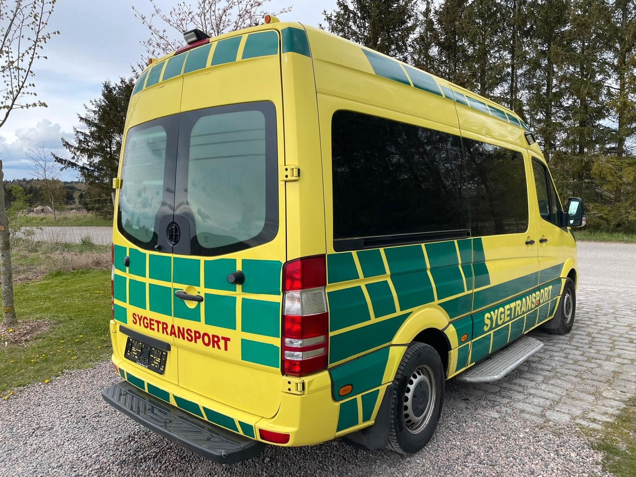 Mercedes-Benz Sprinter II kasten 316 CDI Aut - Ambulance: picture 5 Mercedes-Benz Sprinter II kasten 316 CDI Aut - Ambulance: picture 5