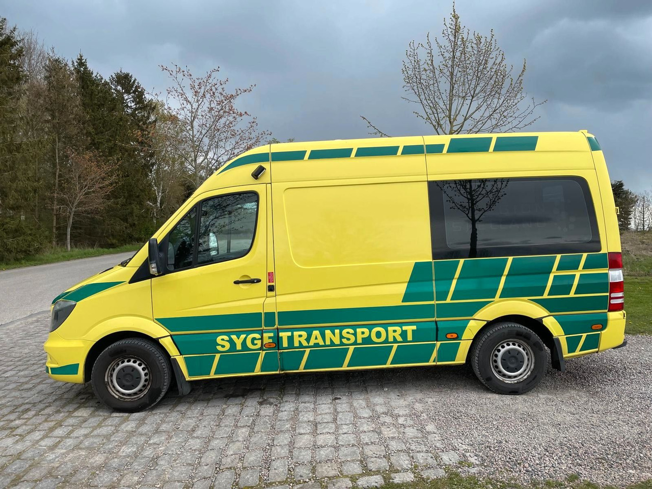 Mercedes-Benz Sprinter II kasten 316 CDI Aut - Ambulance: picture 2 Mercedes-Benz Sprinter II kasten 316 CDI Aut - Ambulance: picture 2