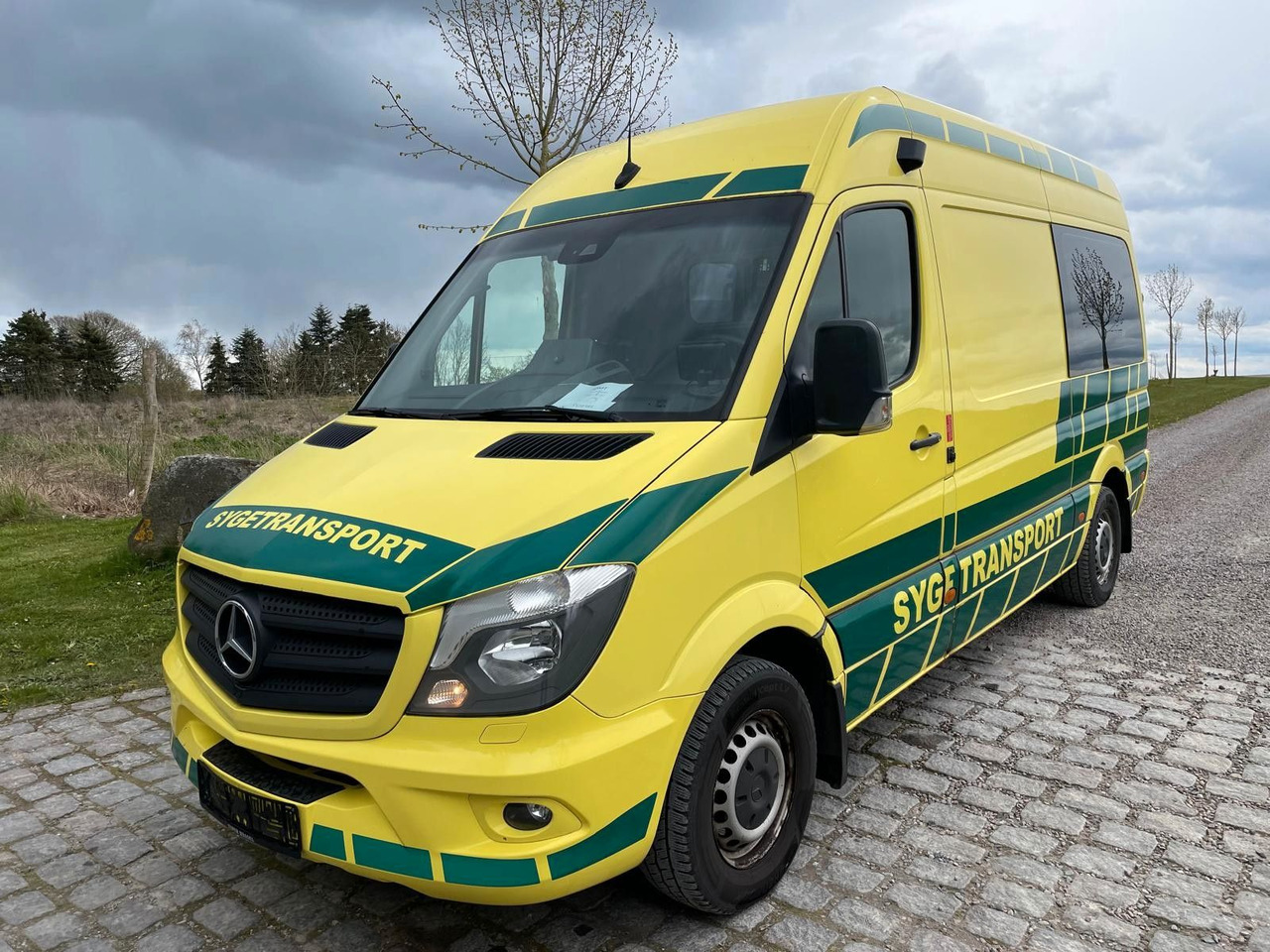Mercedes-Benz Sprinter II kasten 316 CDI Aut - Ambulance: picture 1 Mercedes-Benz Sprinter II kasten 316 CDI Aut - Ambulance: picture 1