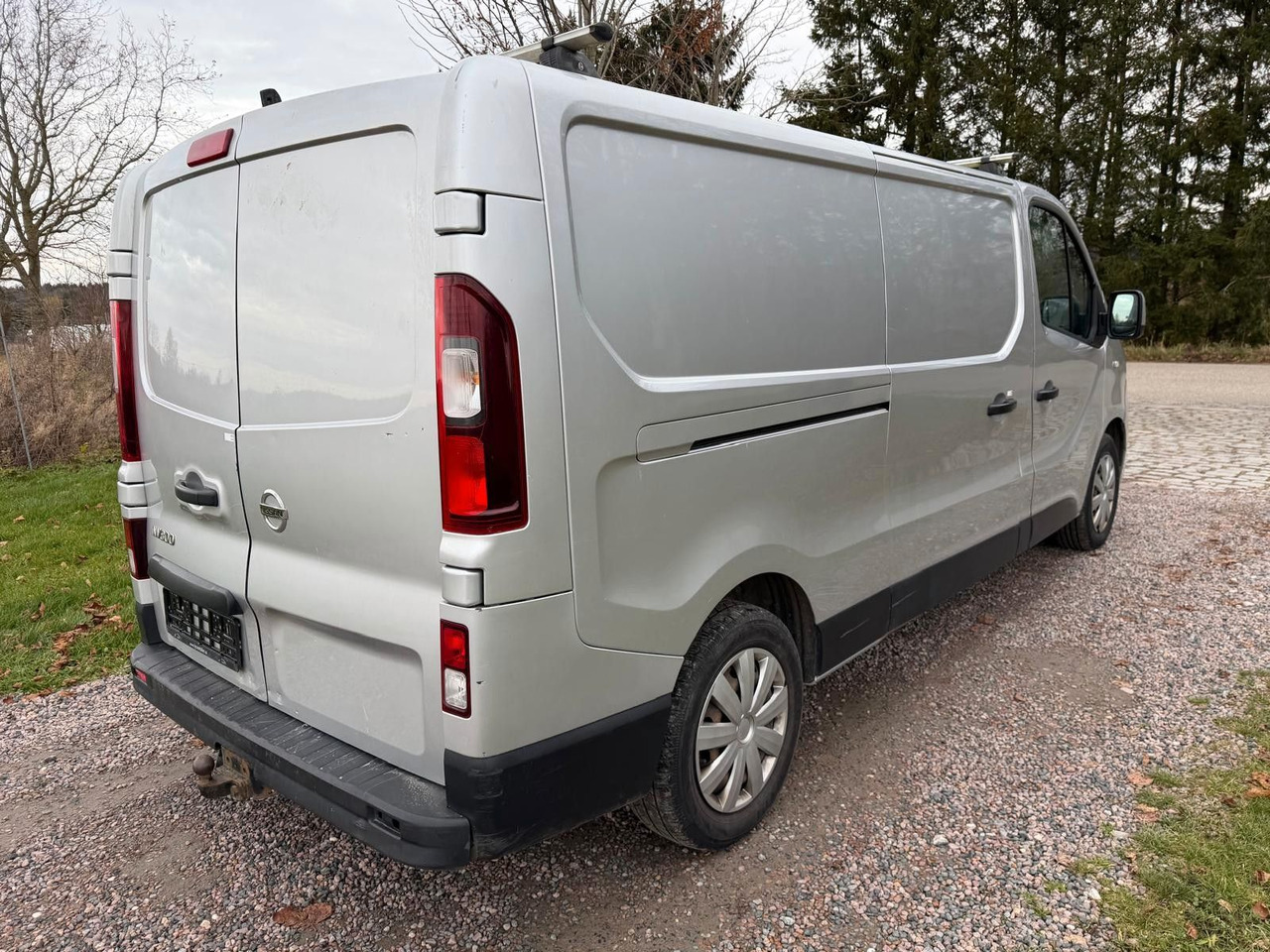 Nissan NV300 Kastenwagen L2H2 2,9t COMFORT - Small van: picture 5 Nissan NV300 Kastenwagen L2H2 2,9t COMFORT - Small van: picture 5