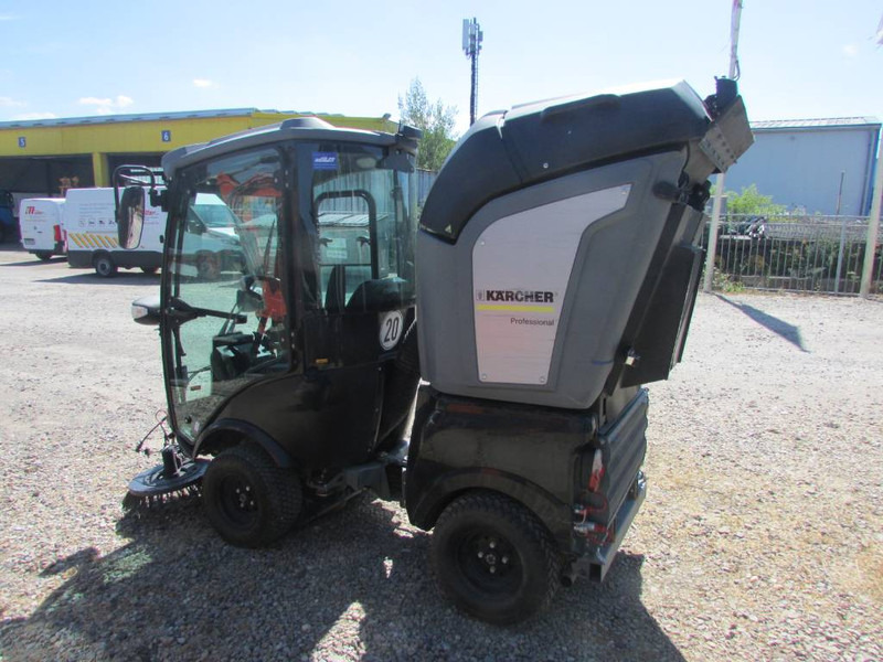 Kärcher MIC 26 Kehrmaschine 19.900 EUR - Farm trailer: picture 5 Kärcher MIC 26 Kehrmaschine 19.900 EUR - Farm trailer: picture 5
