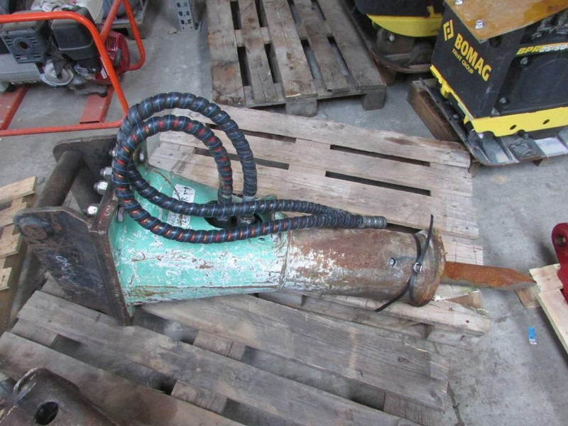 MONTABERT SC 22 Hydraulikhammer 2.400 EUR - Hydraulic hammer for Construction machinery: picture 1 MONTABERT SC 22 Hydraulikhammer 2.400 EUR - Hydraulic hammer for Construction machinery: picture 1