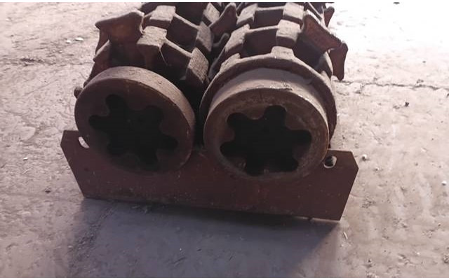 HAMMEL VZ 750 T-Messerwellen Holz Zerkleinerungswellen - Spare parts for Industrial waste shredder: picture 2 HAMMEL VZ 750 T-Messerwellen Holz Zerkleinerungswellen - Spare parts for Industrial waste shredder: picture 2