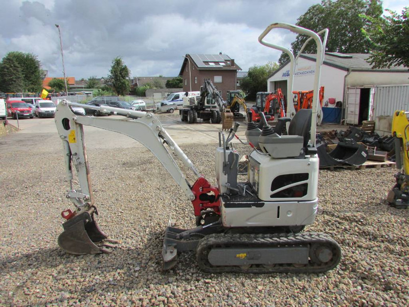 Takeuchi TB 210 R Minibagger 14.500 EUR - Mini excavator: picture 1 Takeuchi TB 210 R Minibagger 14.500 EUR - Mini excavator: picture 1