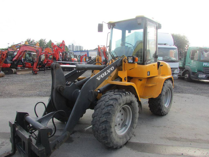 Volvo L 35 B-Z Radlader 18.000 EUR - Wheel loader: picture 2 Volvo L 35 B-Z Radlader 18.000 EUR - Wheel loader: picture 2