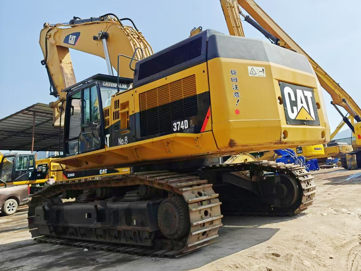 CATERPILLAR 374DL - Crawler excavator: picture 2 CATERPILLAR 374DL - Crawler excavator: picture 2