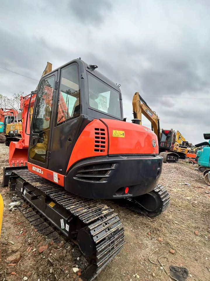 KUBOTA KX 183-3 - Mini excavator: picture 4 KUBOTA KX 183-3 - Mini excavator: picture 4