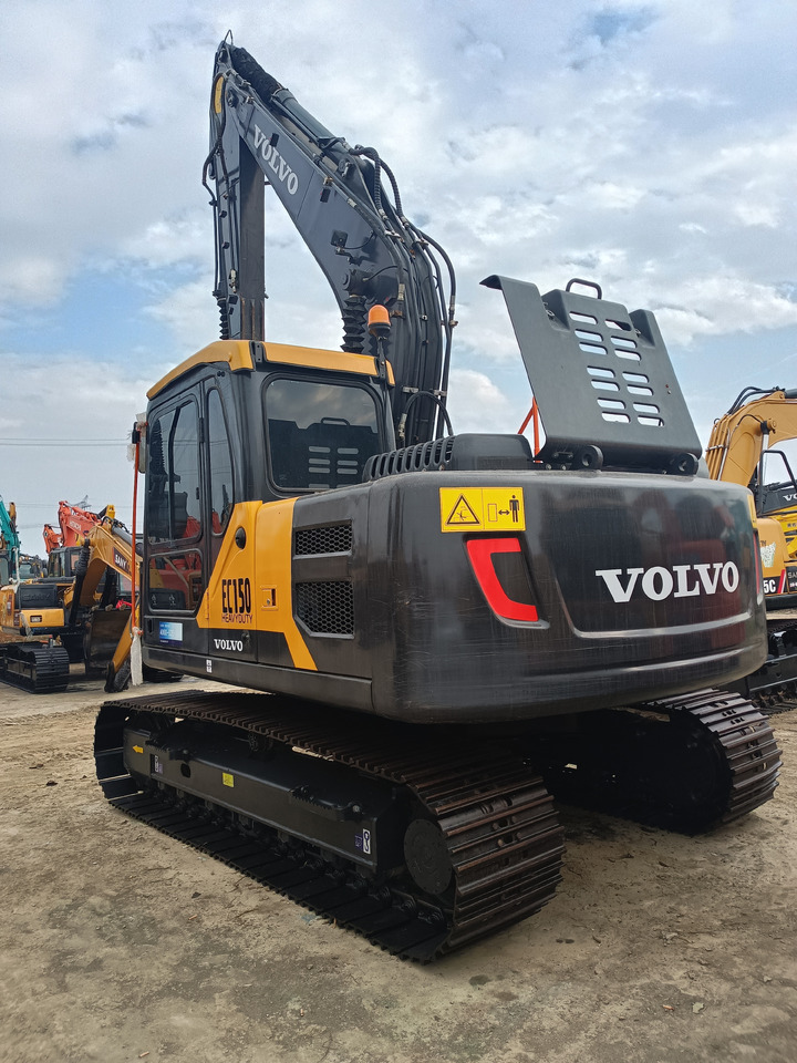 VOLVO EC150 - Mini excavator: picture 4 VOLVO EC150 - Mini excavator: picture 4