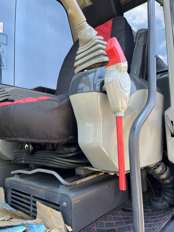 XCMG XE150WD - Crawler excavator: picture 5 XCMG XE150WD - Crawler excavator: picture 5