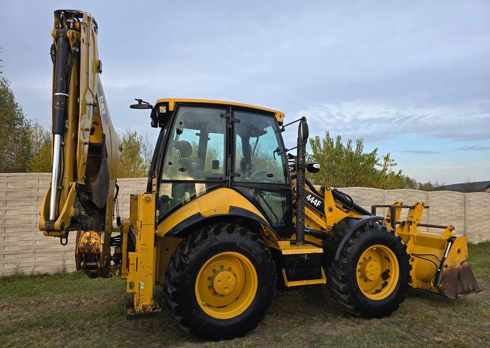 Caterpillar - Backhoe loader: picture 3 Caterpillar - Backhoe loader: picture 3