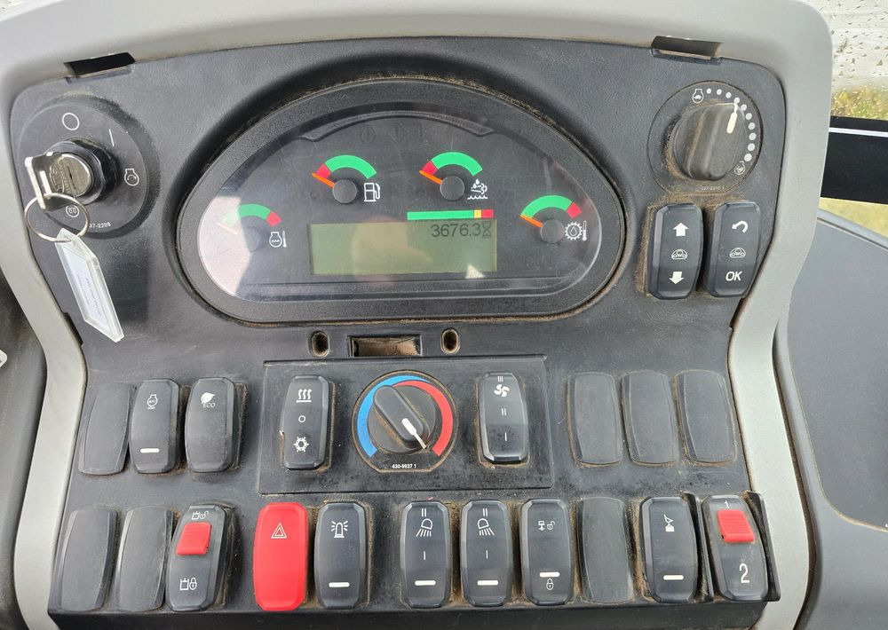 Caterpillar - Backhoe loader: picture 4 Caterpillar - Backhoe loader: picture 4