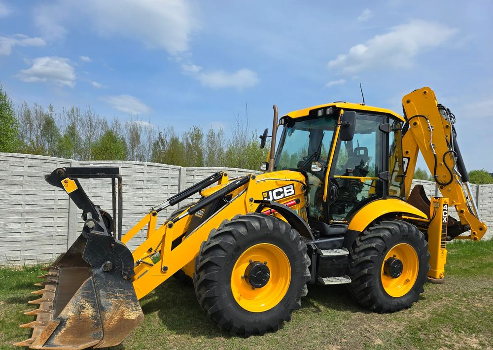 JCB - Backhoe loader: picture 1 JCB - Backhoe loader: picture 1