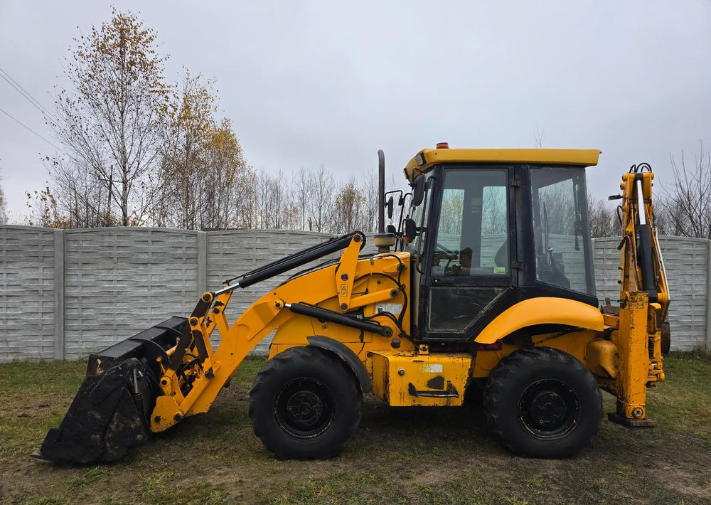 JCB - Backhoe loader: picture 3 JCB - Backhoe loader: picture 3