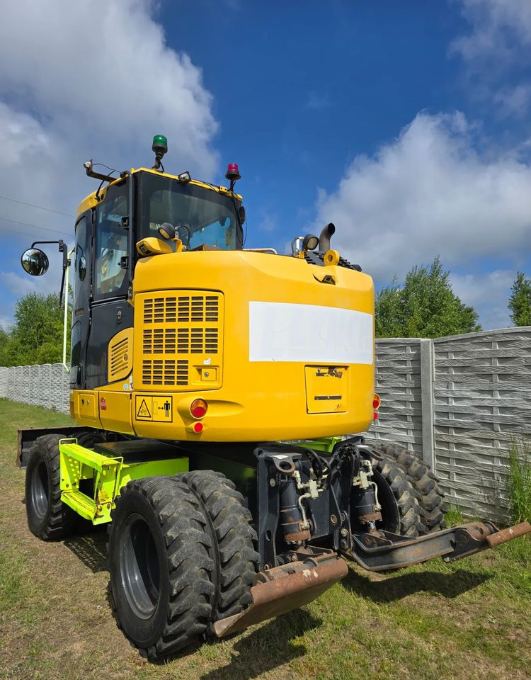 Komatsu - Wheel excavator: picture 3 Komatsu - Wheel excavator: picture 3