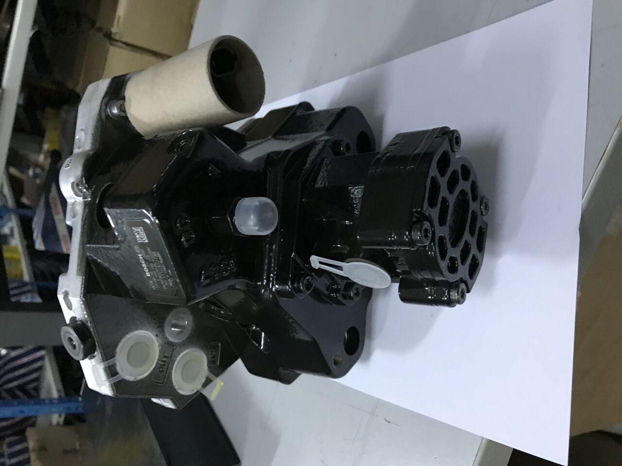 Bosch 51111037678 MAN truck - Fuel pump for Truck: picture 1 Bosch 51111037678 MAN truck - Fuel pump for Truck: picture 1