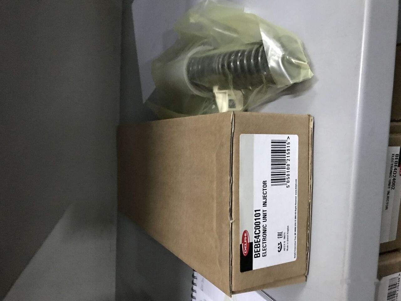 Delphi 2018 20430583 Volvo VOLVO FH SERİES truck - Injector for Truck: picture 3 Delphi 2018 20430583 Volvo VOLVO FH SERİES truck - Injector for Truck: picture 3