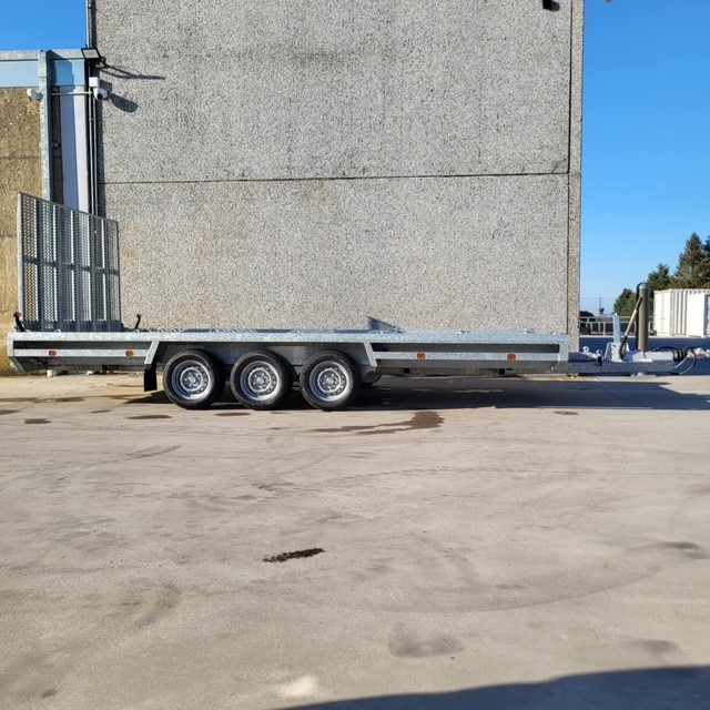 HULCO TERRAX-3 - Low loader trailer: picture 2 HULCO TERRAX-3 - Low loader trailer: picture 2