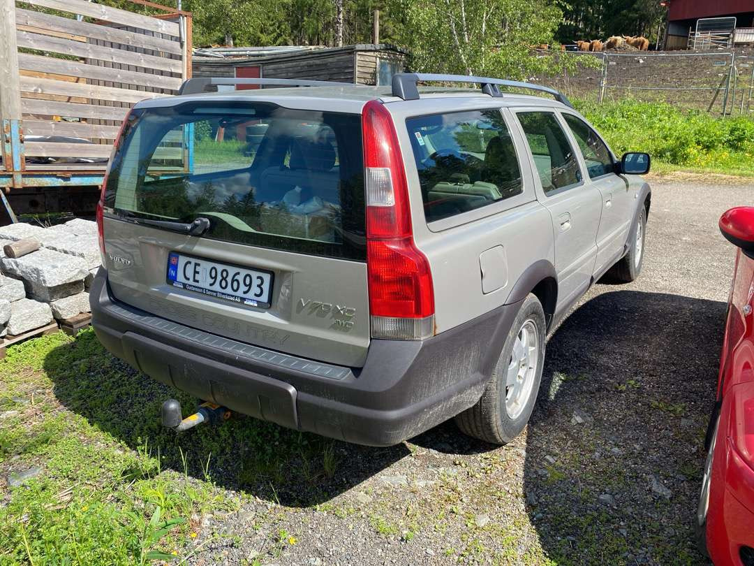 2001 Volvo XC70 EU-GODKJENT (rep.-objekt) - Car: picture 5 2001 Volvo XC70 EU-GODKJENT (rep.-objekt) - Car: picture 5