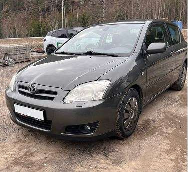 2004 Toyota Corolla 2-dørs - Car: picture 1 2004 Toyota Corolla 2-dørs - Car: picture 1