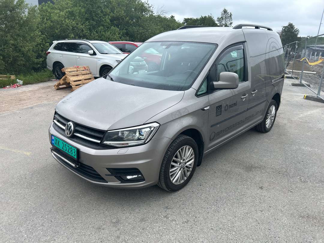 2016 Volkswagen VOLKSWAGEN CADDY EU-godkjent - Small van: picture 1 2016 Volkswagen VOLKSWAGEN CADDY EU-godkjent - Small van: picture 1