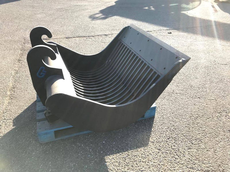 GP Equipment PBK45-1200-CW20 - Bucket for Construction machinery: picture 3 GP Equipment PBK45-1200-CW20 - Bucket for Construction machinery: picture 3