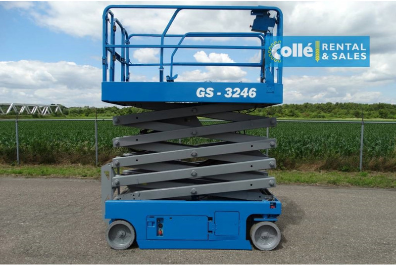 Genie GS 3246 | 2012 - Scissor lift: picture 2 Genie GS 3246 | 2012 - Scissor lift: picture 2