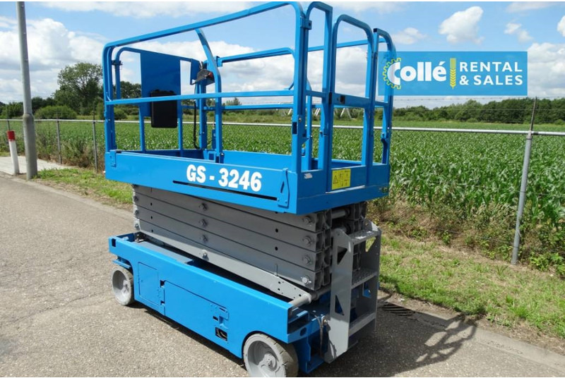Genie GS 3246 | 2012 - Scissor lift: picture 3 Genie GS 3246 | 2012 - Scissor lift: picture 3