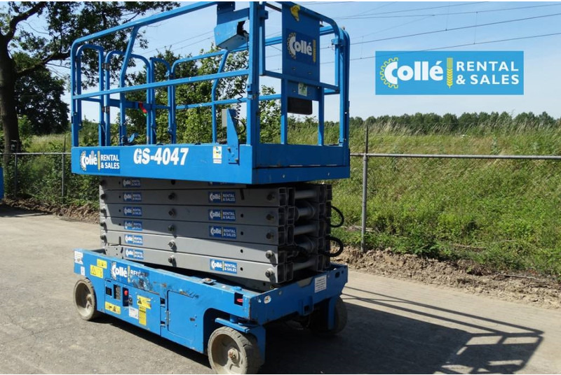 Genie GS 4047 | 2012 - Scissor lift: picture 2 Genie GS 4047 | 2012 - Scissor lift: picture 2