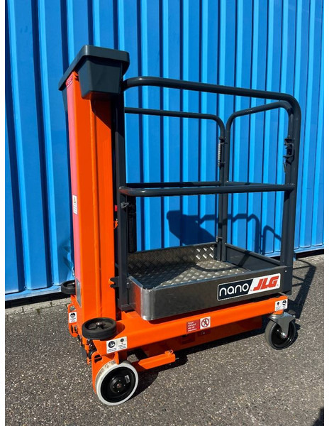 JLG Nano - Vertical mast lift: picture 3 JLG Nano - Vertical mast lift: picture 3