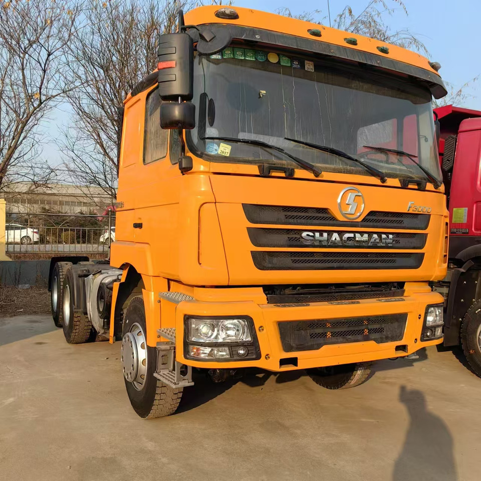 SHACMAN - Tractor unit: picture 1 SHACMAN - Tractor unit: picture 1