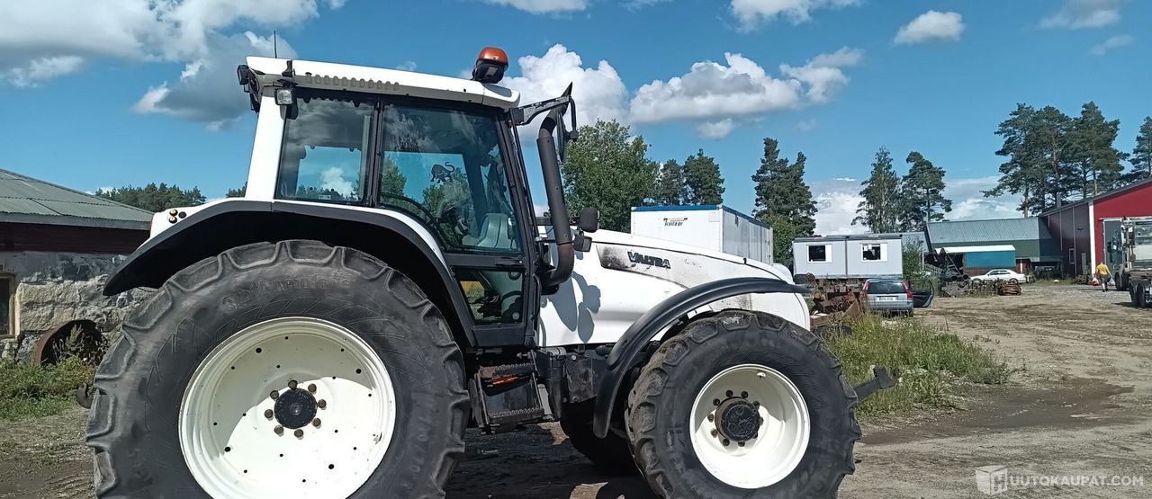 Valtra T 180, 2003, Diesel Traktori, Leppävirta - Agricultural machinery: picture 3 Valtra T 180, 2003, Diesel Traktori, Leppävirta - Agricultural machinery: picture 3