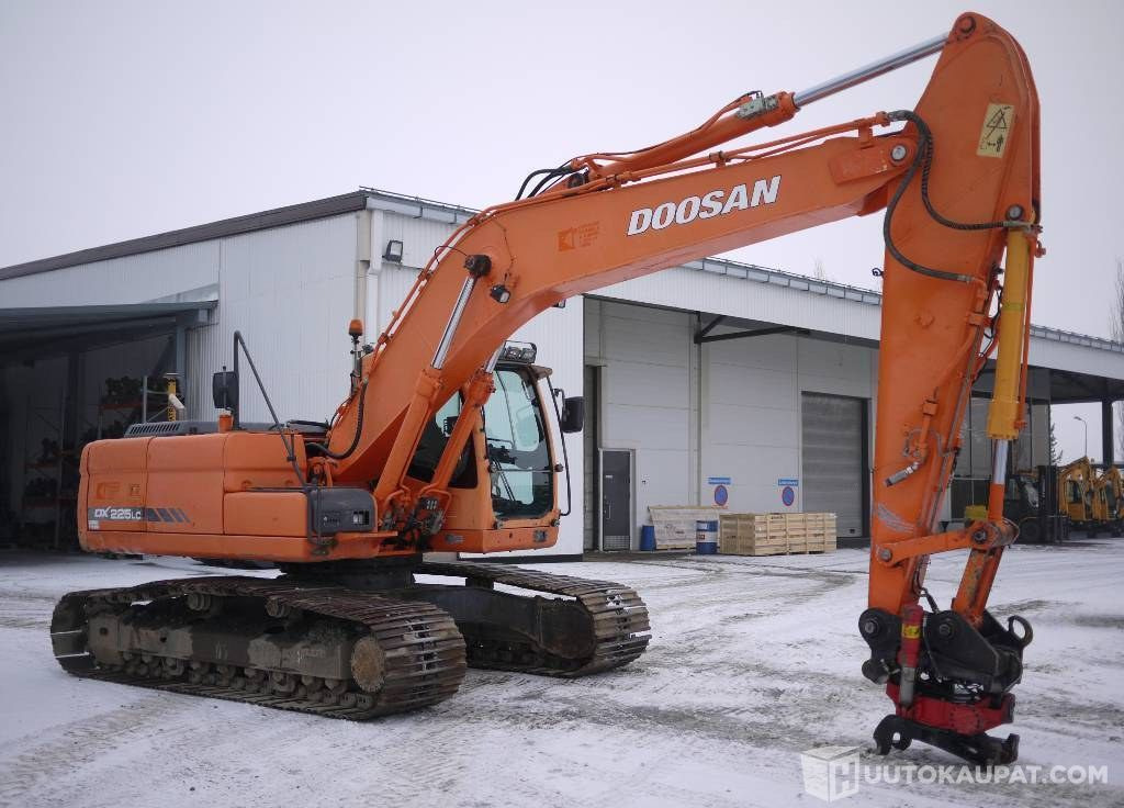 Doosan DX 225 LC, 2008, 16 115 h Kaivinkone, Humppila - Construction machinery: picture 3 Doosan DX 225 LC, 2008, 16 115 h Kaivinkone, Humppila - Construction machinery: picture 3