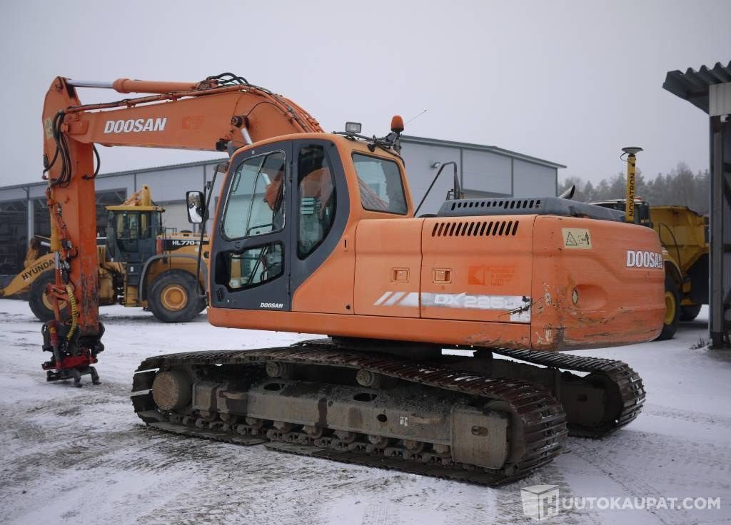 Doosan DX 225 LC, 2008, 16 115 h Kaivinkone, Humppila - Construction machinery: picture 1 Doosan DX 225 LC, 2008, 16 115 h Kaivinkone, Humppila - Construction machinery: picture 1