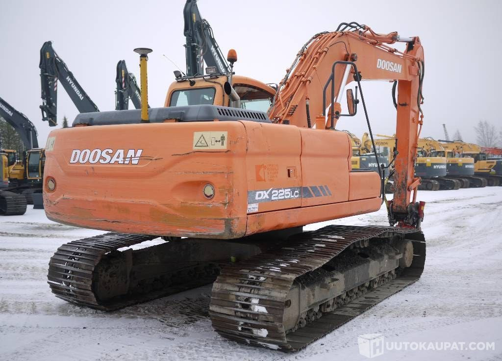 Doosan DX 225 LC, 2008, 16 115 h Kaivinkone, Humppila - Construction machinery: picture 4 Doosan DX 225 LC, 2008, 16 115 h Kaivinkone, Humppila - Construction machinery: picture 4