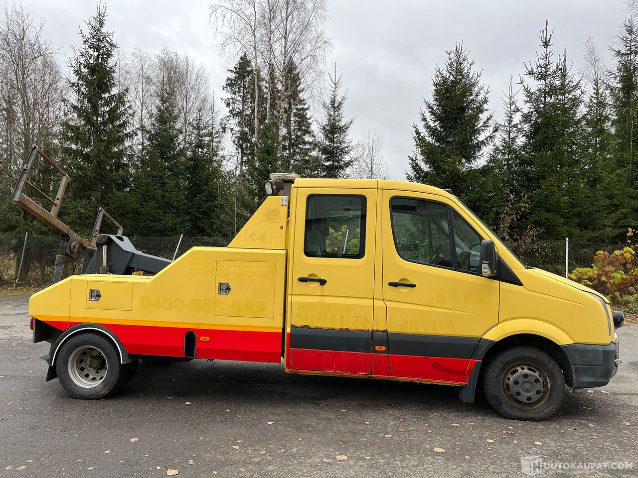 Tow truck Volkswagen Crafter 50 4ov hinausauto 2010, Tampere: picture 1