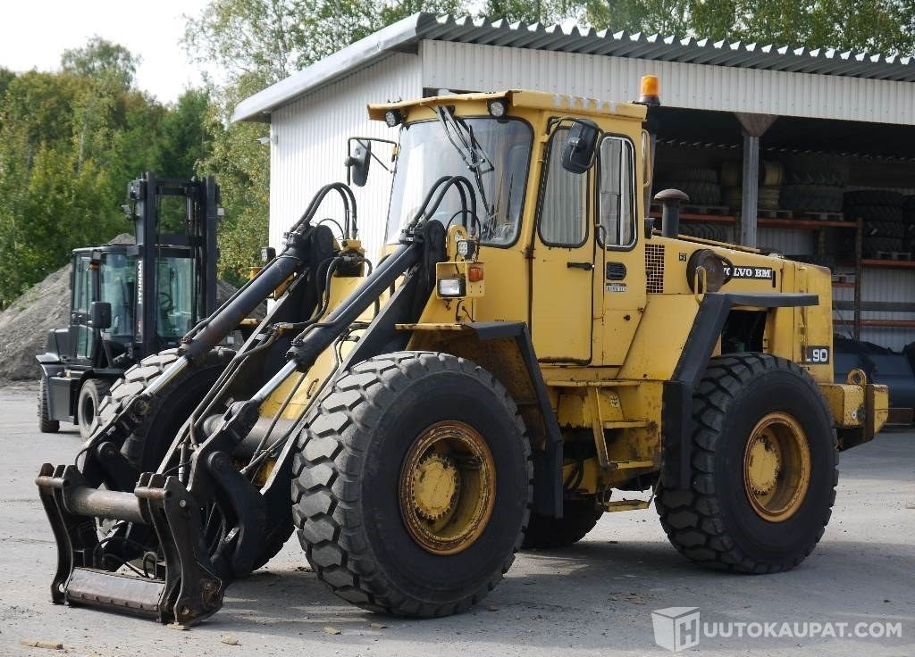 Volvo L 90, 1988, 30 268 h Pyöräkuormaja, Humppila - Wheel loader: picture 1 Volvo L 90, 1988, 30 268 h Pyöräkuormaja, Humppila - Wheel loader: picture 1