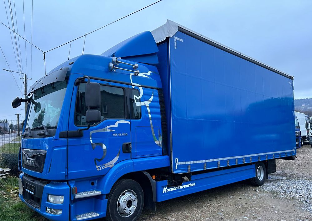 MAN TGL 12.250 cena za ZESTAW TANDEM UNIKAT przebieg z Niemiec MANUAL HAK / EURO 6 / przyczepa zestaw jumbo / opony 80% - Curtainsider truck: picture 2 MAN TGL 12.250 cena za ZESTAW TANDEM UNIKAT przebieg z Niemiec MANUAL HAK / EURO 6 / przyczepa zestaw jumbo / opony 80% - Curtainsider truck: picture 2