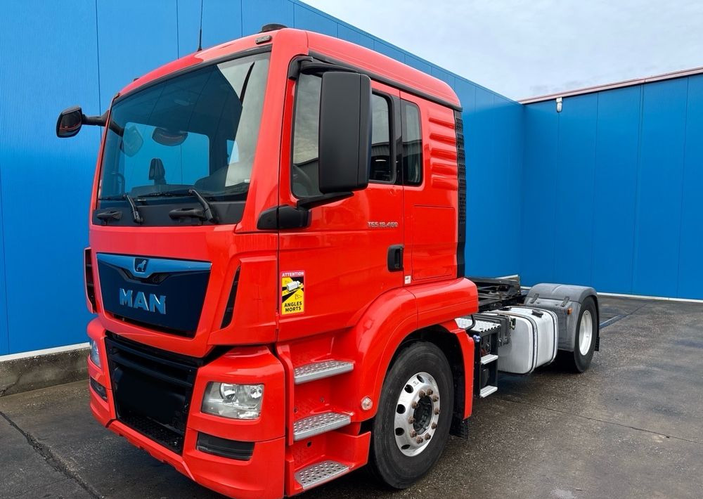 MAN TGS 18.460 NAUKA JAZDY ELKA AUTOMAT 4x2 STANDARD 315/70r22.5 SUPER STAN TGX 470 460 420 430 500 510 400 360 410 320 - Tractor unit: picture 2 MAN TGS 18.460 NAUKA JAZDY ELKA AUTOMAT 4x2 STANDARD 315/70r22.5 SUPER STAN TGX 470 460 420 430 500 510 400 360 410 320 - Tractor unit: picture 2