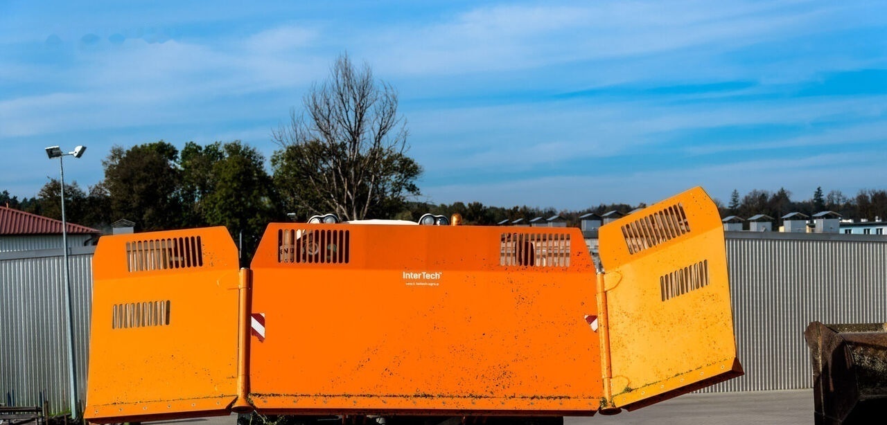 Inter-Tech GS04 5m - Attachment for Agricultural machinery: picture 1 Inter-Tech GS04 5m - Attachment for Agricultural machinery: picture 1