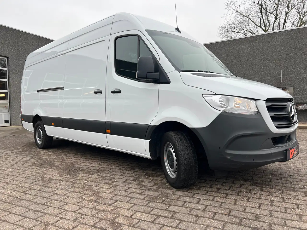 Mercedes-Benz Sprinter 317 L3H2 (37.250ex) 9G-TRONIC CAMERA PTS MBUX - Panel van: picture 3 Mercedes-Benz Sprinter 317 L3H2 (37.250ex) 9G-TRONIC CAMERA PTS MBUX - Panel van: picture 3