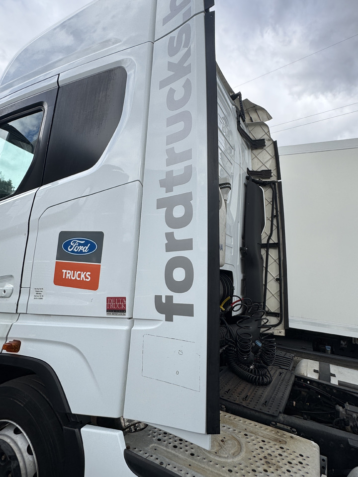 Ford F-Max Cargo - Aerodynamics/ Spoiler for Truck: picture 2 Ford F-Max Cargo - Aerodynamics/ Spoiler for Truck: picture 2