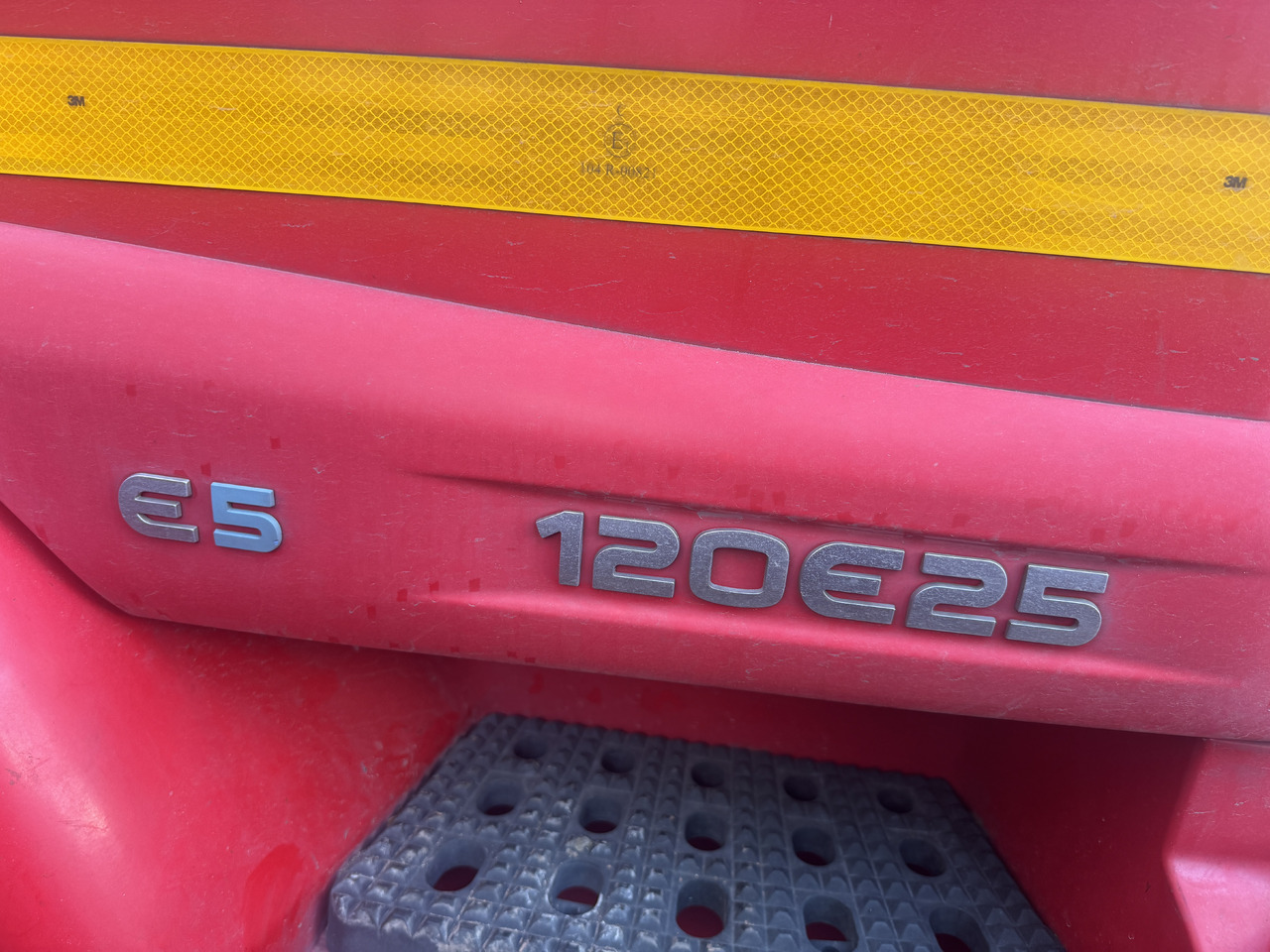 Iveco Eurocargo - Engine: picture 2 Iveco Eurocargo - Engine: picture 2