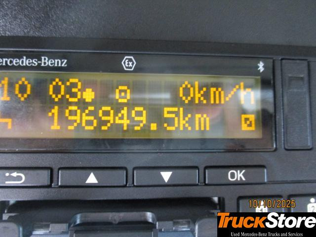 Tractor unit Mercedes-Benz Actros 1848 LS: picture 8